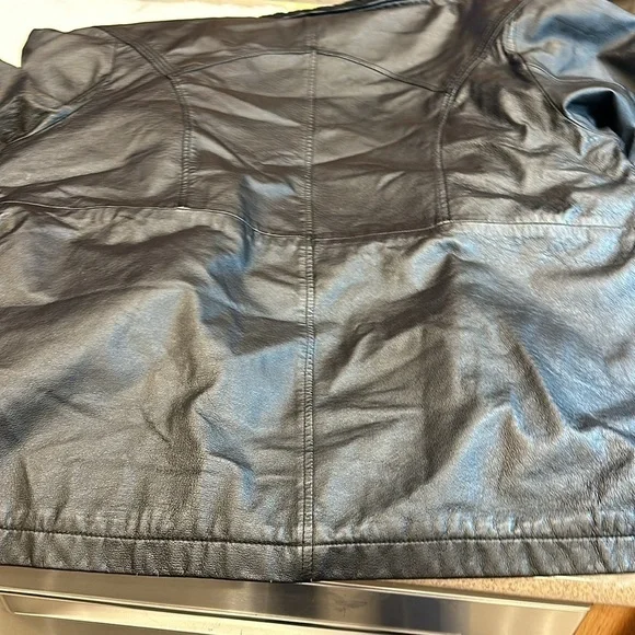 Wilson”s the leather experts black leather jacket with lining sz L (no belt) - Picture 12 of 17